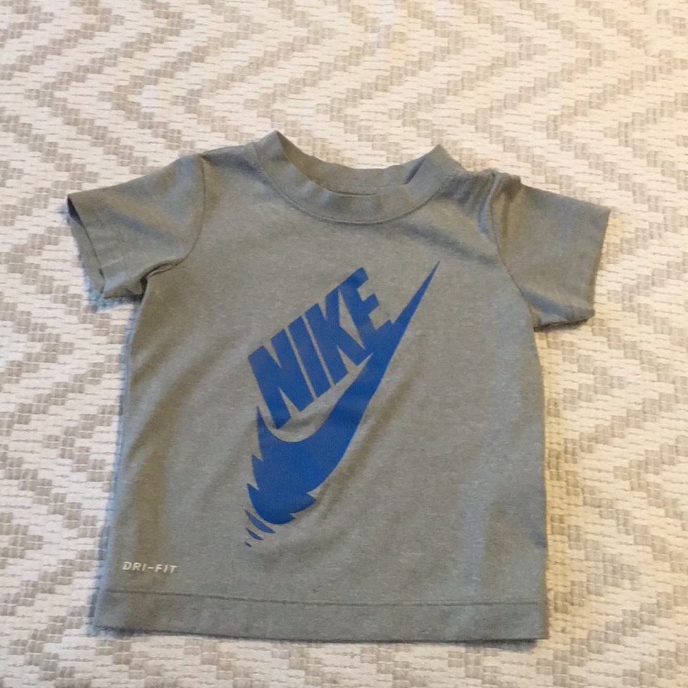 Toddler boy Nike shirt
